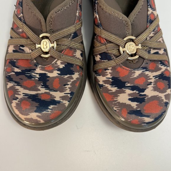 BZEES Niche Animal Print Washable Slip on Shoes Sz 6.5M Light Weight Comfy NWOT - Picture 2 of 7